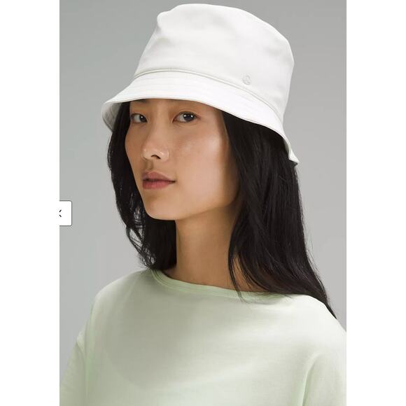 (M/L) $48 NWT Lululemon Both Ways Reversible Bucket Hat Red Hot Heat White - Picture 6 of 7
